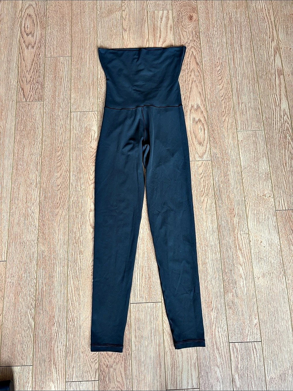 Offline Women's Dark Grey Leggings Size XS Like New